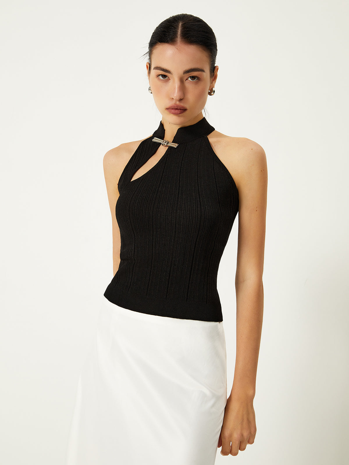 Top met asymmetrische knoopsluiting